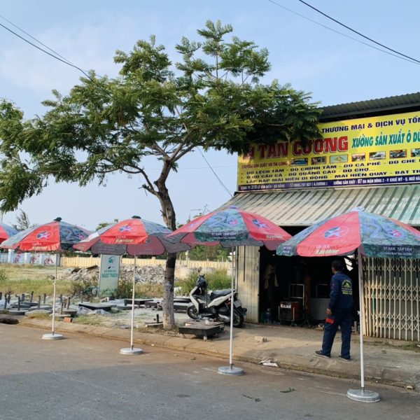 Dù quảng cáo 2.2m