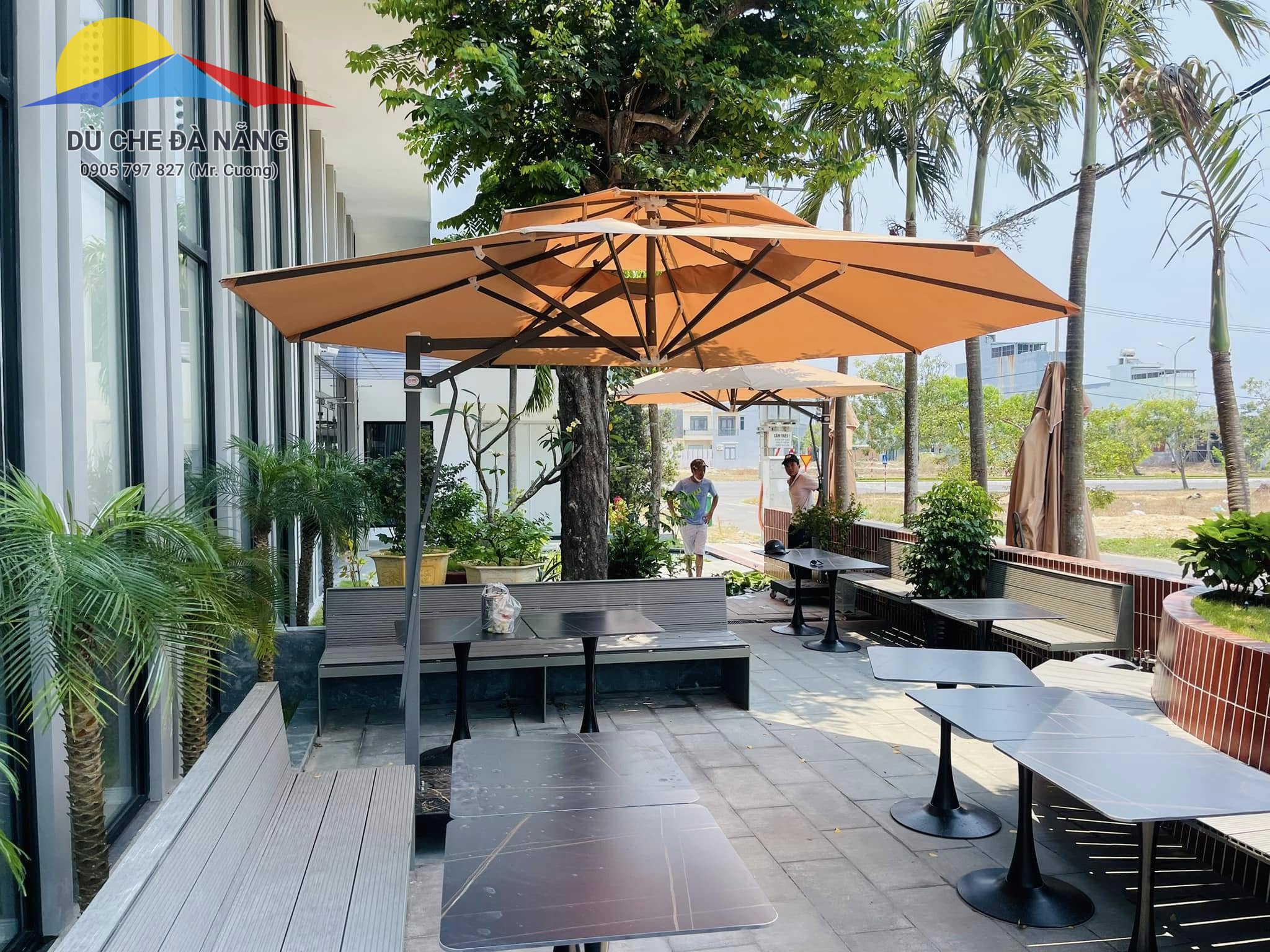 Sản xuất dù che ngoài trời giá rẻ, bền đẹp tại Đà Nẵng – Tư vấn miễn phí