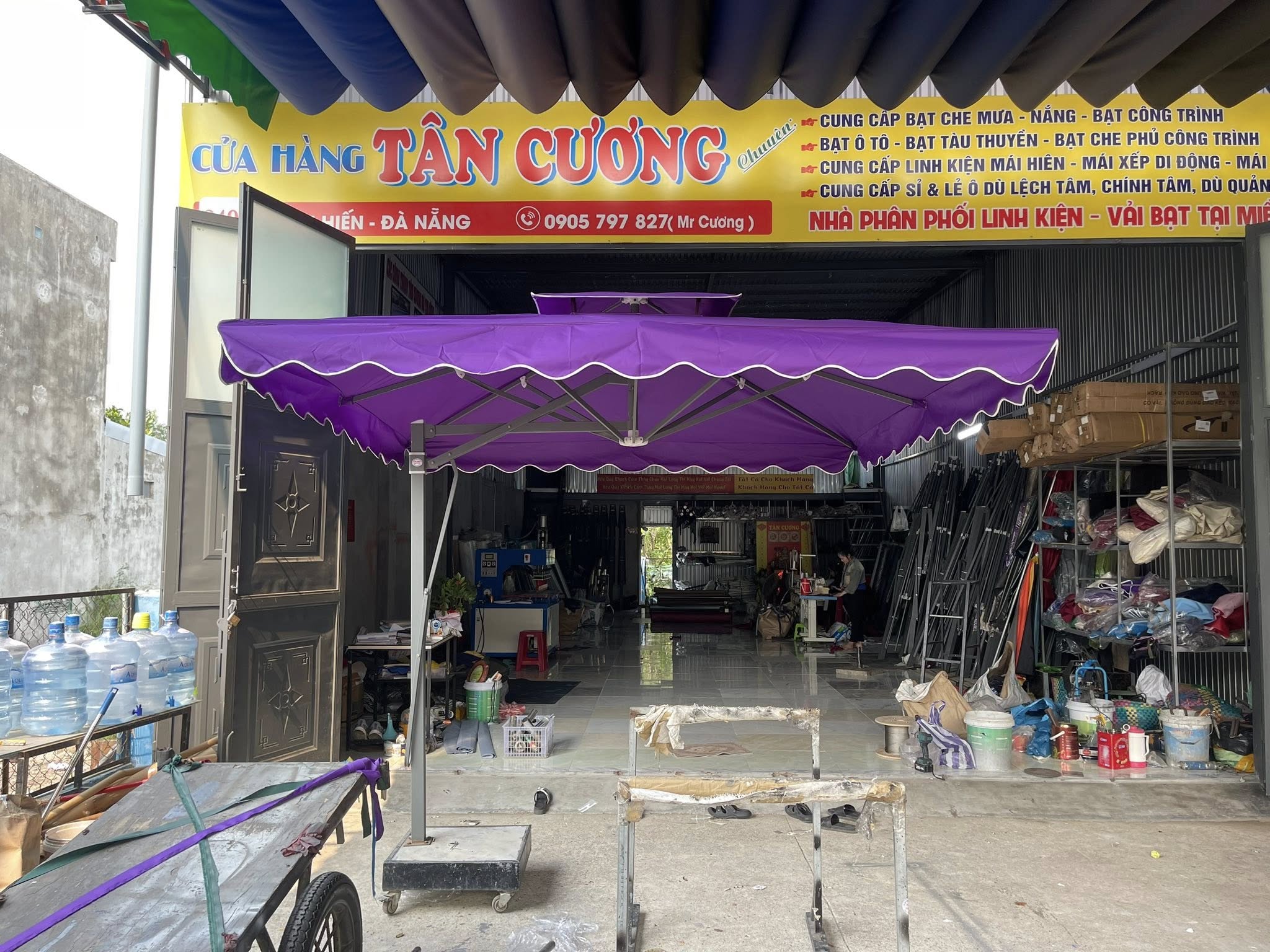 Dịch vụ lắp đặt dù che lệch tâm vuông nhanh chóng ở Đà Nẵng