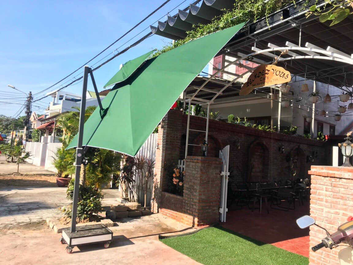 Dù che nghiêng 3m hệ tay quay tại Đà Nẵng – Sản phẩm chất lượng cao, giá rẻ