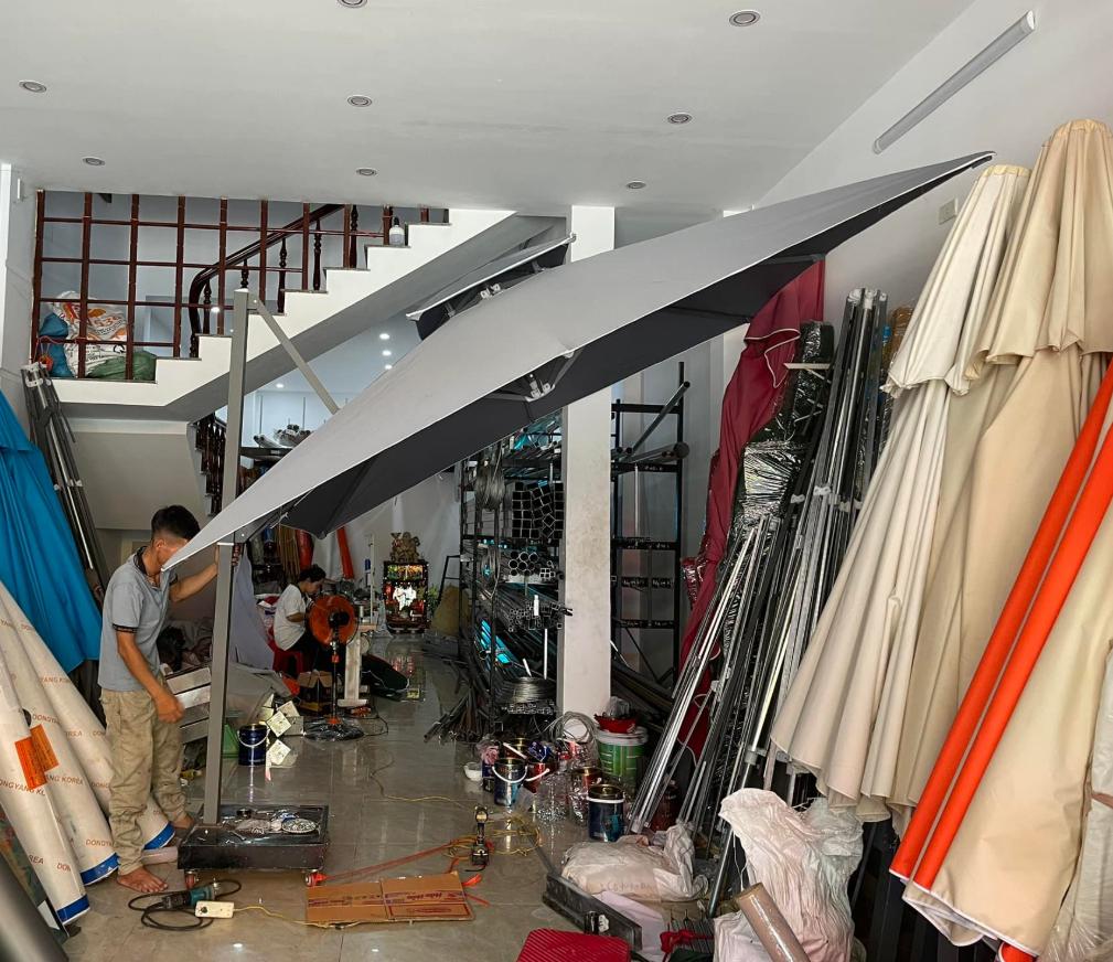 Làm thế nào để bảo quản và vệ sinh dù che sau khi sử dụng?